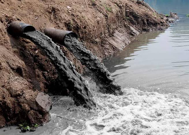 जल प्रदूषण क्या है | जल प्रदूषण पर निबंध